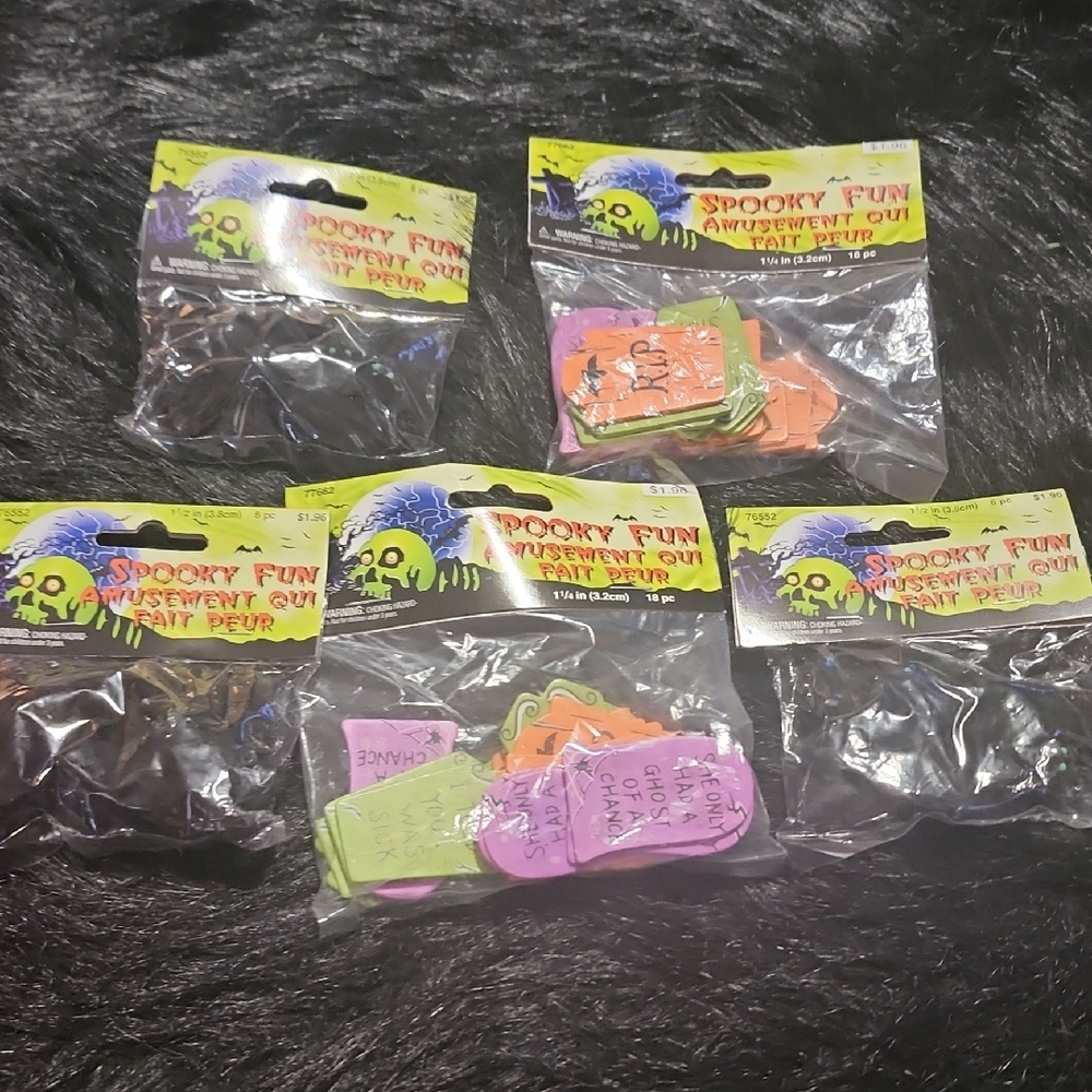Assortment Cutouts - Multicolor. HALLOWEEN  5 PACKAGES-- NWT